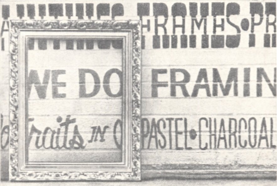 101. Марджори Страйдер. Уличное произведение. 1969 Тридцать пустых картинных рам были вывешены на улицах в знак замены живописи реальным окружением 101. Марджори Страйдер. Уличное произведение. 1969 Тридцать пустых картинных рам были вывешены на улицах в знак замены живописи реальным окружением