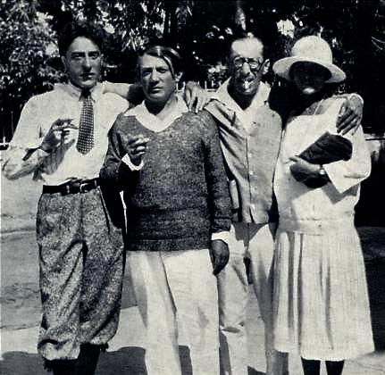 Жан Кокто, Пабло Пикассо, Стравинский и Хохлова. Фото 1926 г
