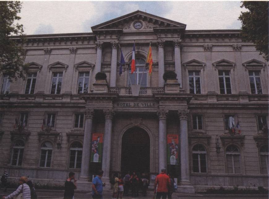 Центр старого Авиньона Центр старого Авиньона