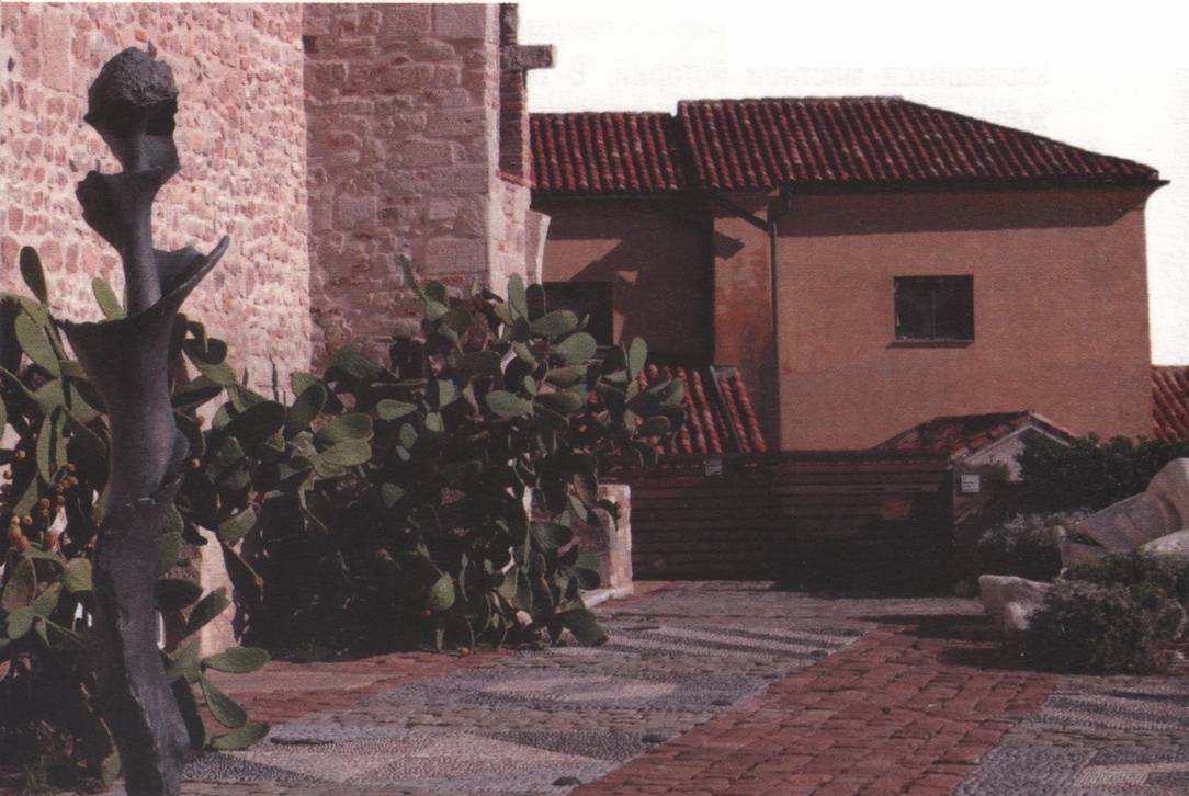 Двор Музея Пикассо Двор Музея Пикассо