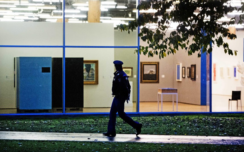 Арестован пятый подозреваемый по делу о кражи картин из музея Kunsthal в Роттердаме Арестован пятый подозреваемый по делу о кражи картин из музея Kunsthal в Роттердаме