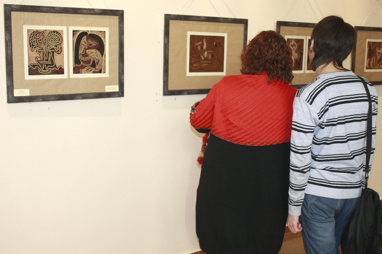 Выставка «От Шемякина до Пикассо» откроется в Улан-Удэ Выставка «От Шемякина до Пикассо» откроется в Улан-Удэ