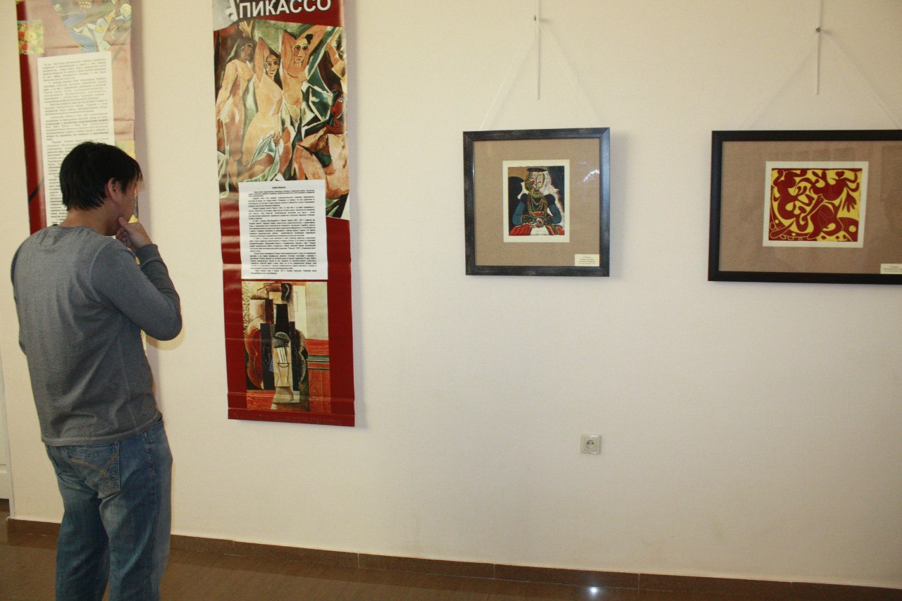 Выставка «От Шемякина до Пикассо» откроется в Улан-Удэ Выставка «От Шемякина до Пикассо» откроется в Улан-Удэ