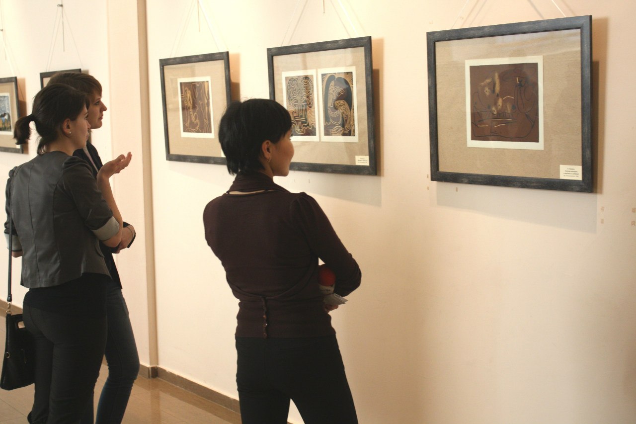 Выставка «От Шемякина до Пикассо» откроется в Улан-Удэ Выставка «От Шемякина до Пикассо» откроется в Улан-Удэ