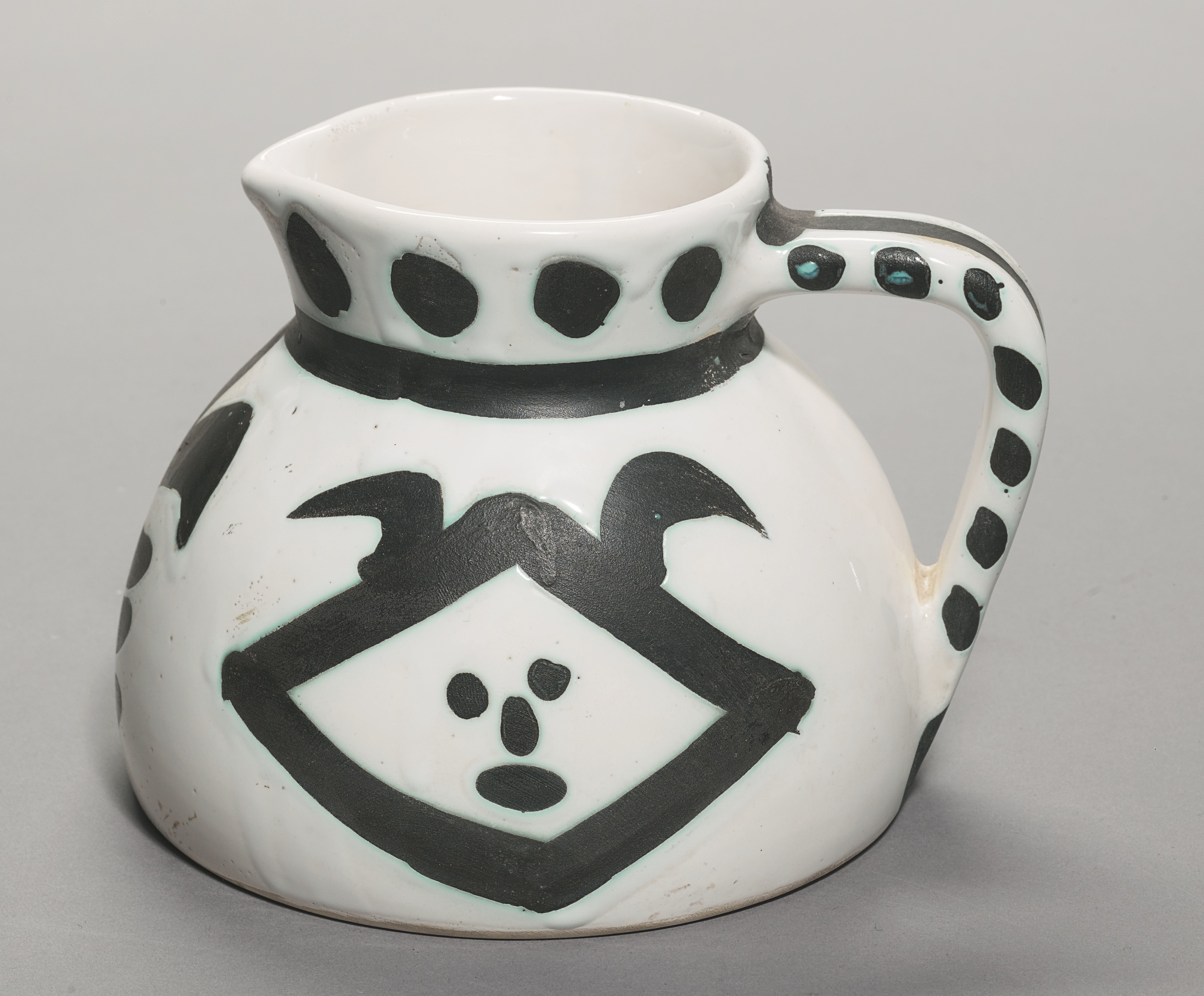 Ðåçóëüòàòû ïðîäàæ ïî Ïàáëî Ïèêàññî íà òîðãàõ «Important Ceramics by Pablo Picasso from a Private Collection including Modern and Contemporary Prints» â Ñîòáèñ 19 ìàðòà Ðåçóëüòàòû ïðîäàæ ïî Ïàáëî Ïèêàññî íà òîðãàõ «Important Ceramics by Pablo Picasso from a Private Collection including Modern and Contemporary Prints» â Ñîòáèñ 19 ìàðòà