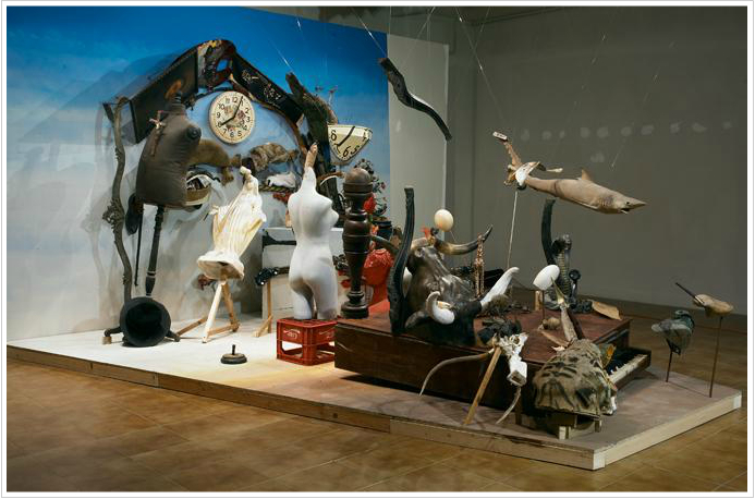 Хлам как искусство или творения из подручных материалов Хлам как искусство или творения из подручных материалов