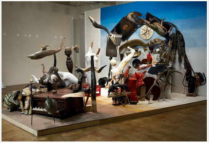 Хлам как искусство или творения из подручных материалов Хлам как искусство или творения из подручных материалов