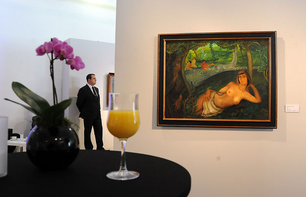 Аукционный дом Sotheby's привезет в Москву топ-лоты предстоящих аукционов Аукционный дом Sotheby's привезет в Москву топ-лоты предстоящих аукционов