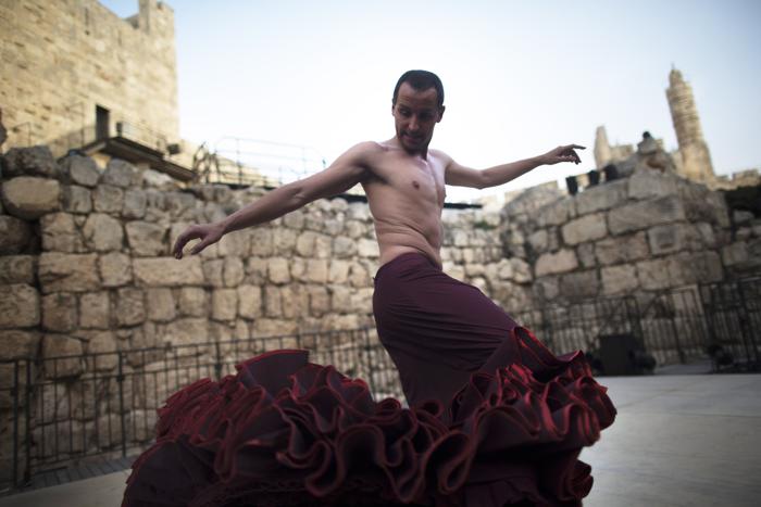 Шоу «Dressed to Dance» в «Башне Давида» Шоу «Dressed to Dance» в «Башне Давида»