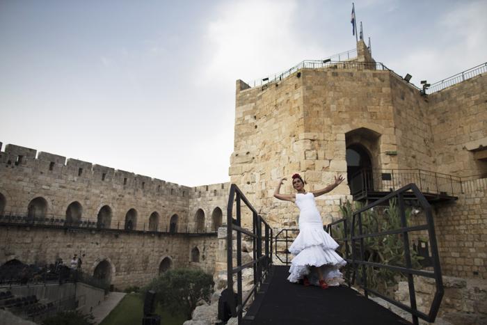 Шоу «Dressed to Dance» в «Башне Давида» Шоу «Dressed to Dance» в «Башне Давида»