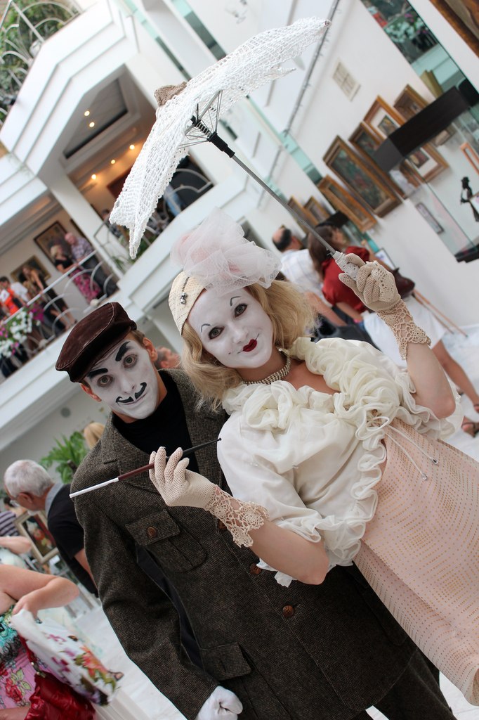 Шедевры харьковской выставки «Ecole de Paris II» построят Детский Реабилитационный Центр Шедевры харьковской выставки «Ecole de Paris II» построят Детский Реабилитационный Центр