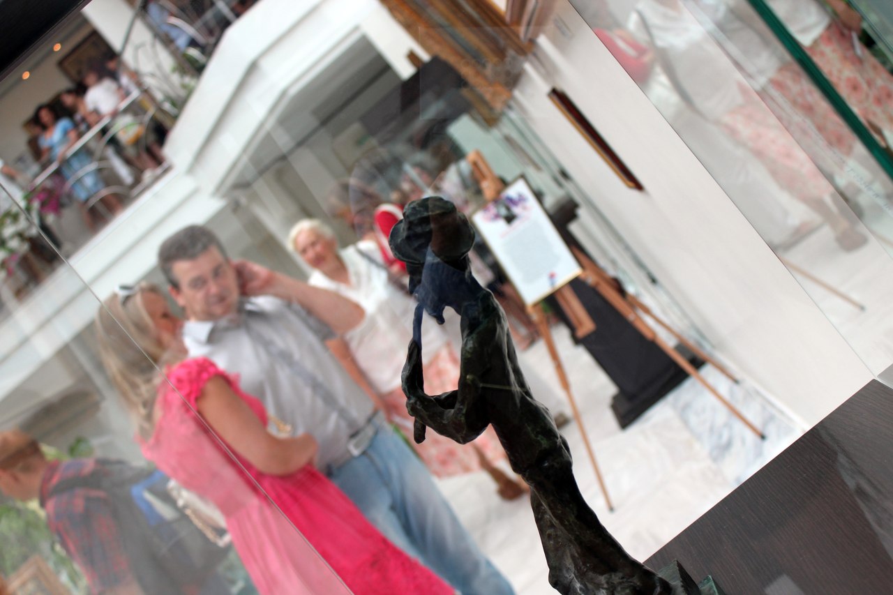 Шедевры харьковской выставки «Ecole de Paris II» построят Детский Реабилитационный Центр Шедевры харьковской выставки «Ecole de Paris II» построят Детский Реабилитационный Центр