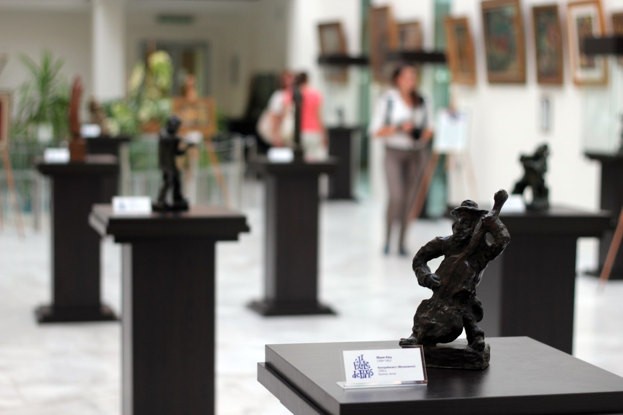 Шедевры харьковской выставки «Ecole de Paris II» построят Детский Реабилитационный Центр Шедевры харьковской выставки «Ecole de Paris II» построят Детский Реабилитационный Центр