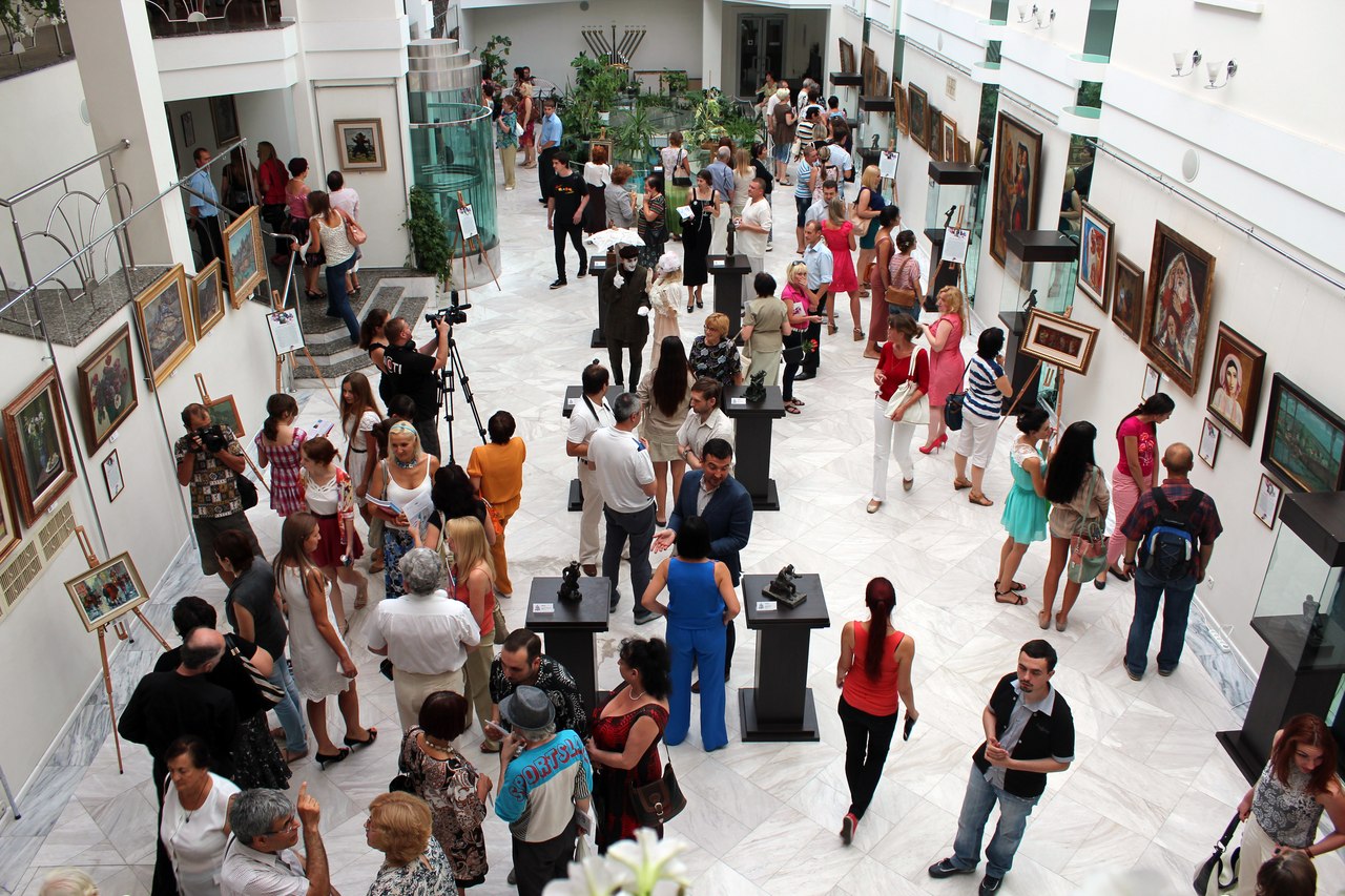 Шедевры харьковской выставки «Ecole de Paris II» построят Детский Реабилитационный Центр Шедевры харьковской выставки «Ecole de Paris II» построят Детский Реабилитационный Центр