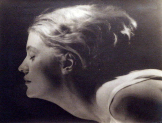 Портреты Ман Рэя покажут в Москве Портреты Ман Рэя покажут в Москве