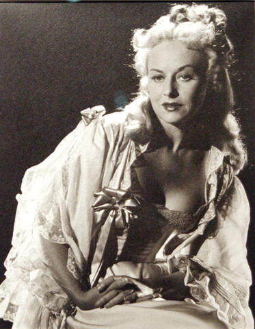 Портреты Ман Рэя покажут в Москве Портреты Ман Рэя покажут в Москве