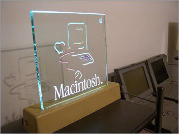 Apple в стиле Пабло Пикассо Apple в стиле Пабло Пикассо