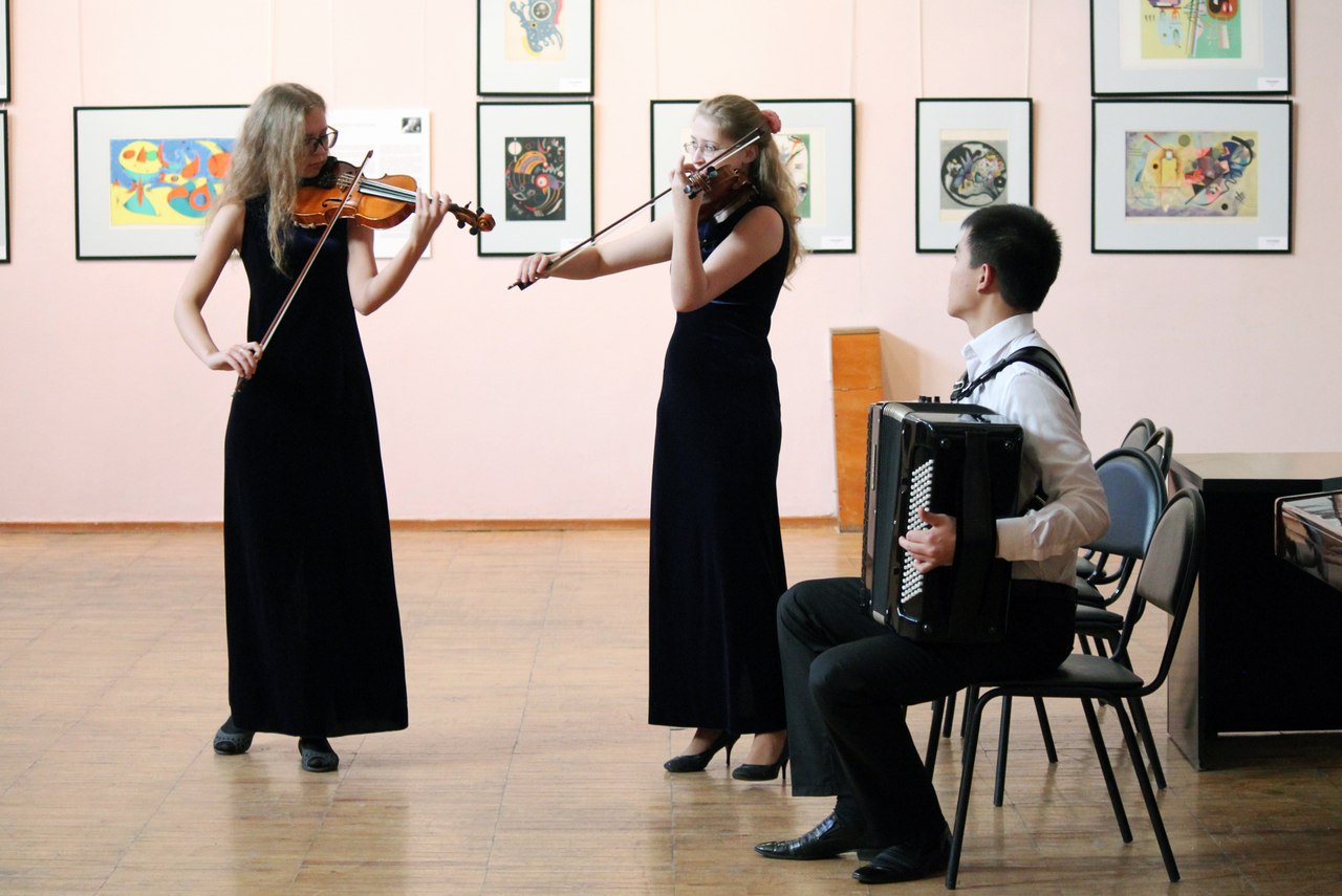 Курган увидит творчество Пикассо, Миро и Кандинского Курган увидит творчество Пикассо, Миро и Кандинского