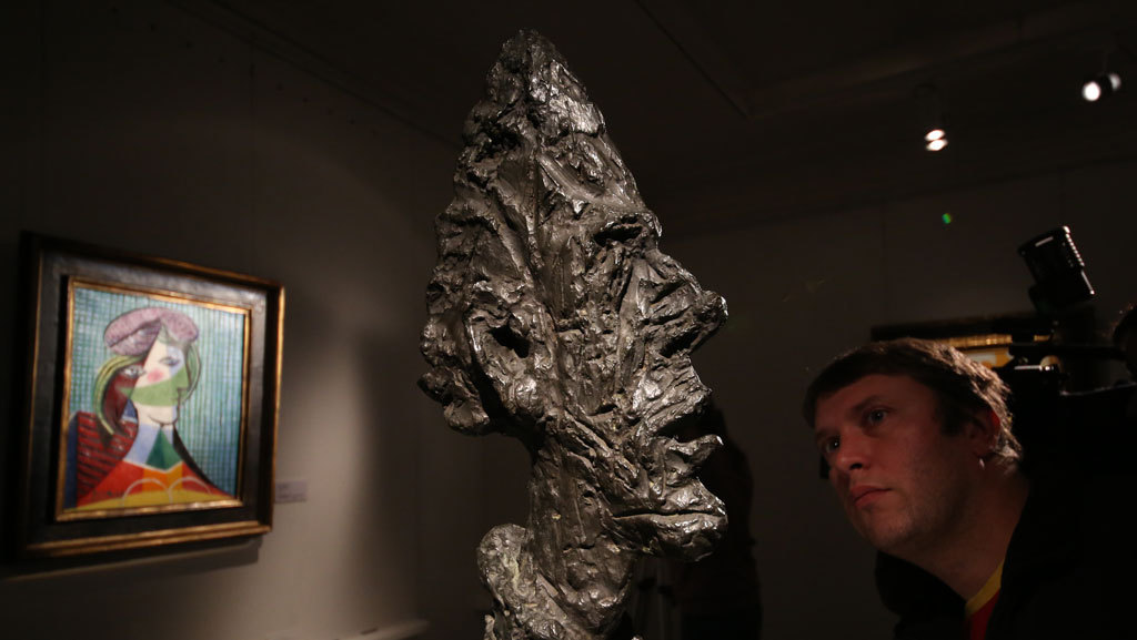 Sotheby's открыл двухдневную предаукционную выставку в РАХе Sotheby's открыл двухдневную предаукционную выставку в РАХе