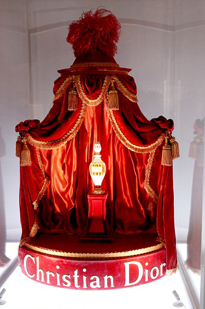 Miss Dior: На грани красоты и искусства Miss Dior: На грани красоты и искусства