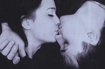 Все начинается с поцелуя Все начинается с поцелуя