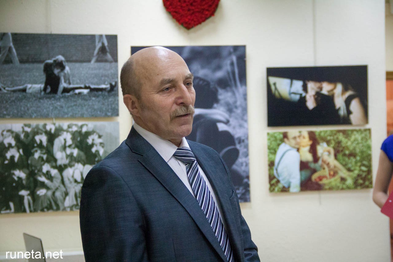 Все начинается с поцелуя Все начинается с поцелуя