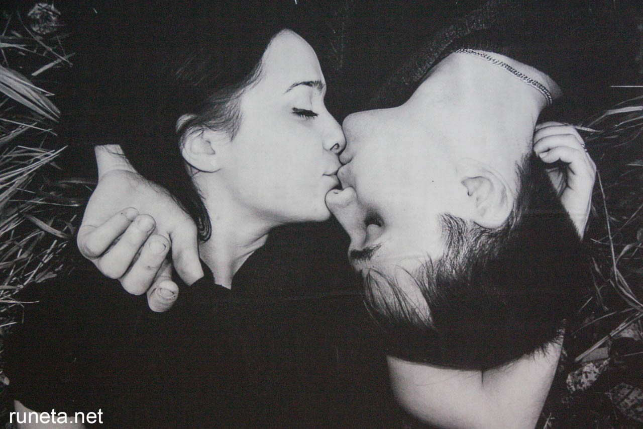 Все начинается с поцелуя Все начинается с поцелуя