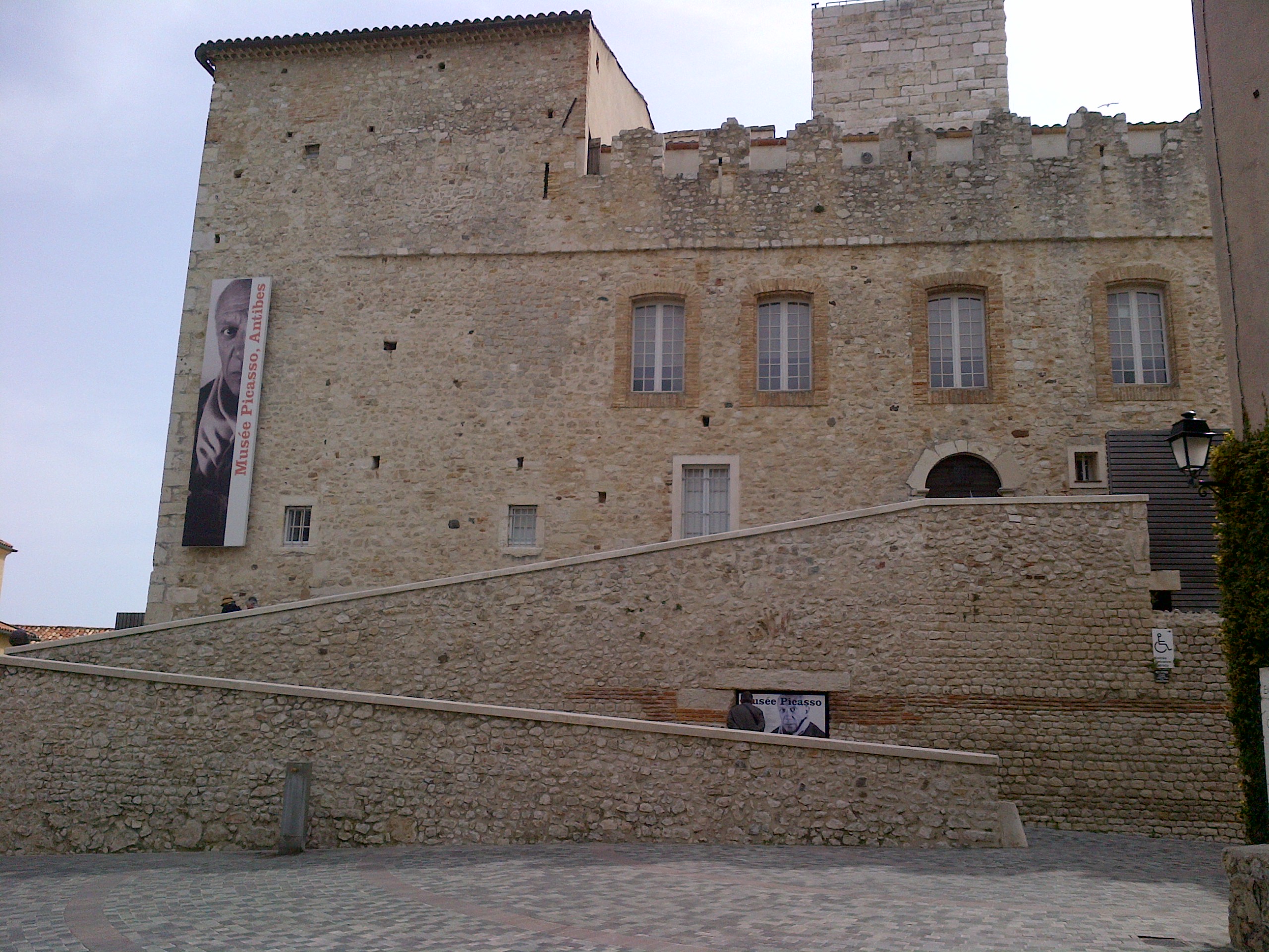 Музей Пикассо в Антибе Музей Пикассо в Антибе
