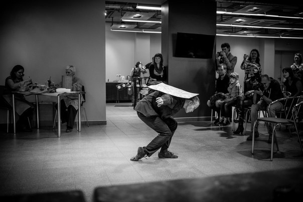 Авангардная постановка «Прогулка с Эйфелевой башней» для жителей Нижнего Новгорода Авангардная постановка «Прогулка с Эйфелевой башней» для жителей Нижнего Новгорода