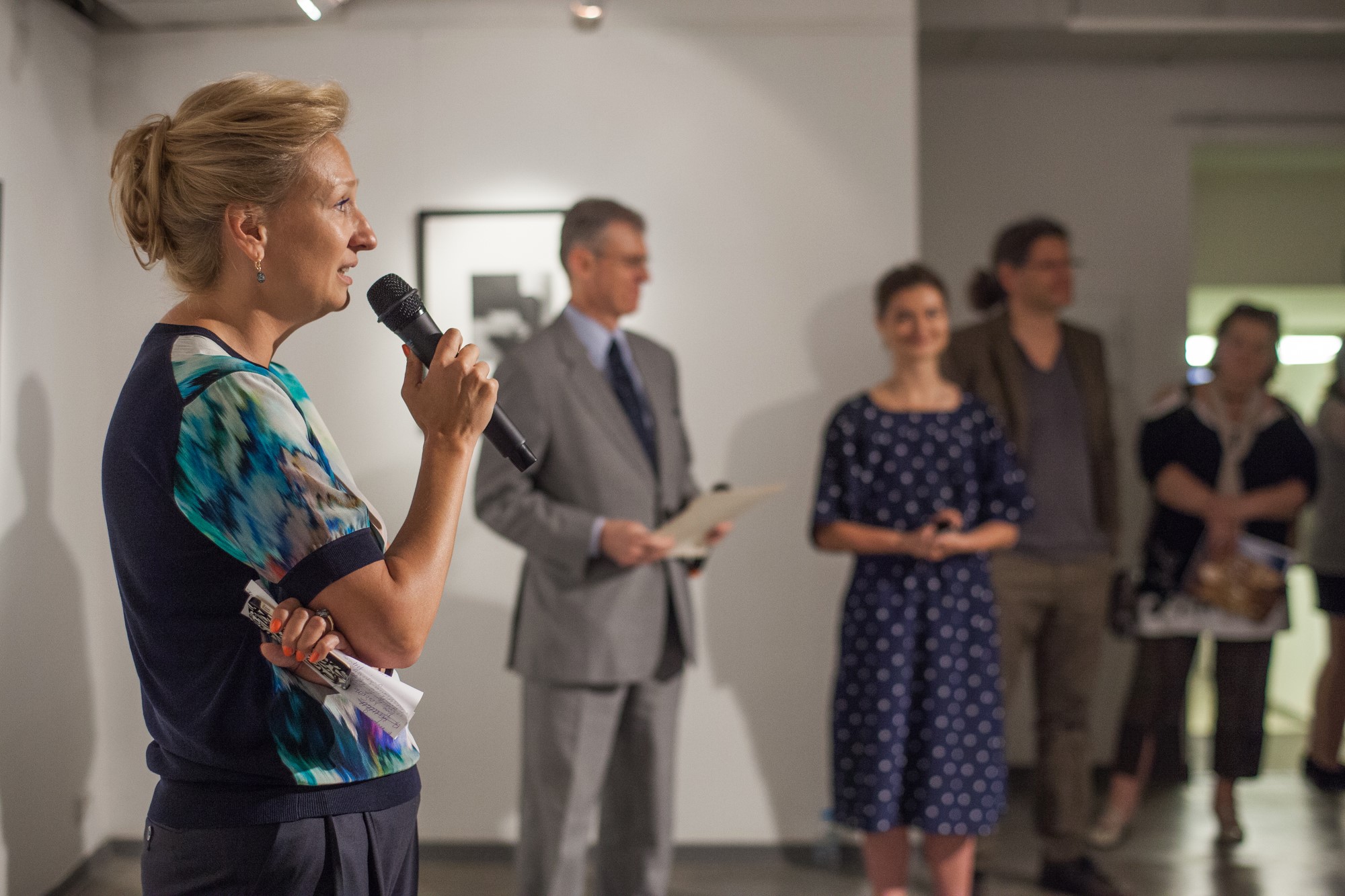 В Москве открылась выставка портретов американского фотографа Арнольда Ньюмана В Москве открылась выставка портретов американского фотографа Арнольда Ньюмана