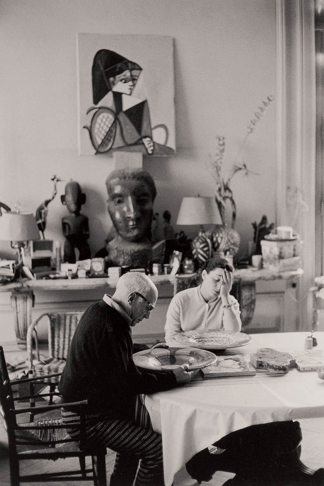 В Нью-Йорке открылась выставка «Пикассо и Жаклин: Эволюция стиля» В Нью-Йорке открылась выставка «Пикассо и Жаклин: Эволюция стиля»