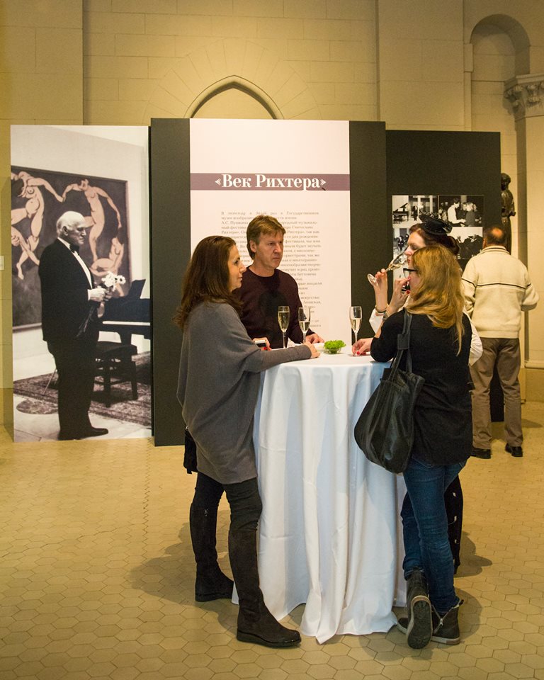 ГМИИ им. Пушкина приглашает на выставку «И цвет и звук...» ГМИИ им. Пушкина приглашает на выставку «И цвет и звук...»