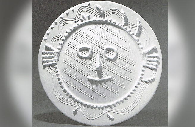 На фестивале искусств в Майами украли серебряное блюдо Пабло Пикассо На фестивале искусств в Майами украли серебряное блюдо Пабло Пикассо